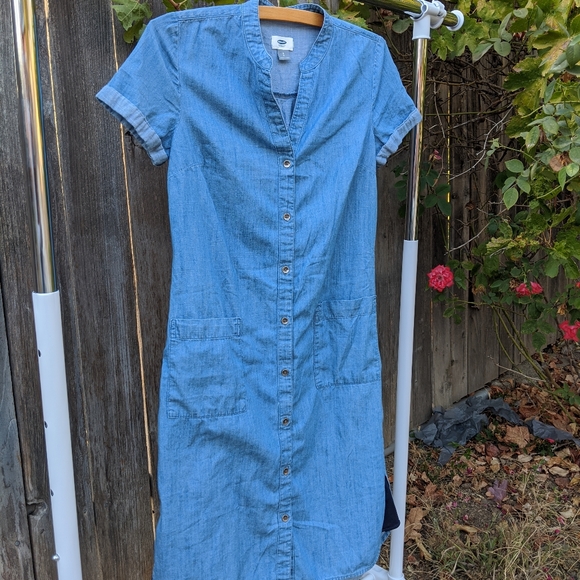 Old Navy Denim Dress - Picture 4 of 7
